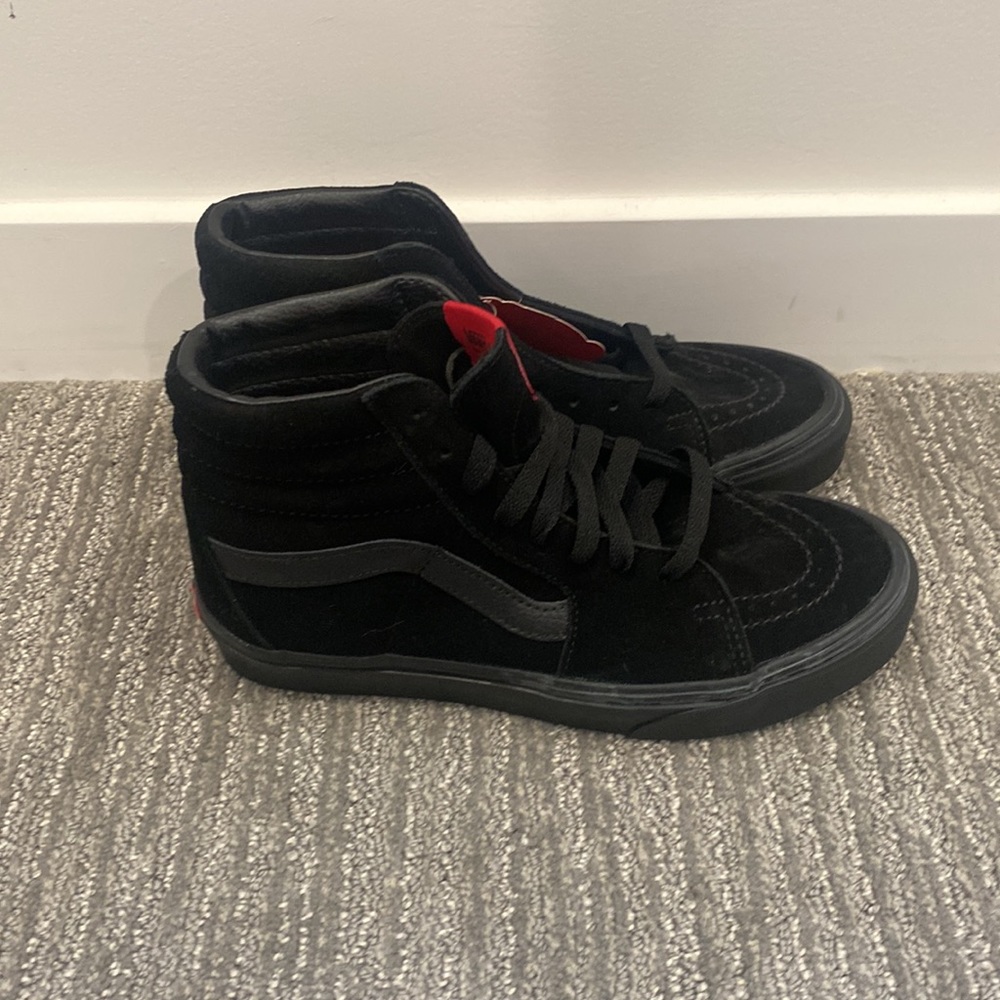 Vans Sk8-Hi Womens size 7.5 Black Suede